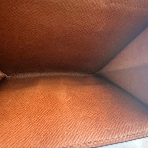 Louis Vuitton Monogram Wallet - Picture 7 of 11